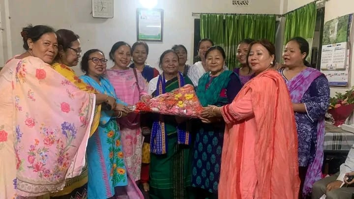 খাগড়াছড়ি পার্বত্য জেলা পরিষদের সদস্য শেফালিকা ত্রিপুরা পরিষদের অস্থায়ী চেয়ারম্যান হিসেবে দায়িত্ব গ্রহণ